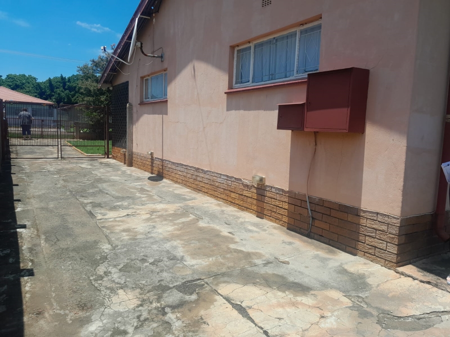 3 Bedroom Property for Sale in Oos Einde North West